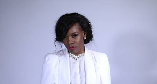 Singer/Songwriter, Producer - Courtney Knott