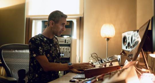 Mix and Mastering and Engineer - Nacho de la Riega