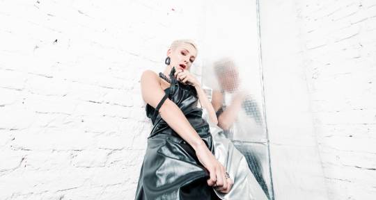 Singer, Songwriter & Producer - Candela Cibrian [Della]