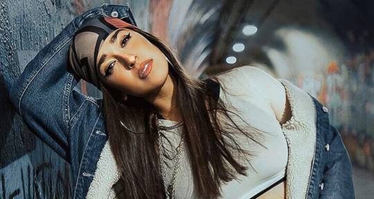 Singer / Songwriter - Jaime Arin