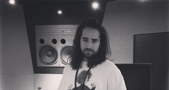 Producer-Mixer-Writer - Michael Biancaniello